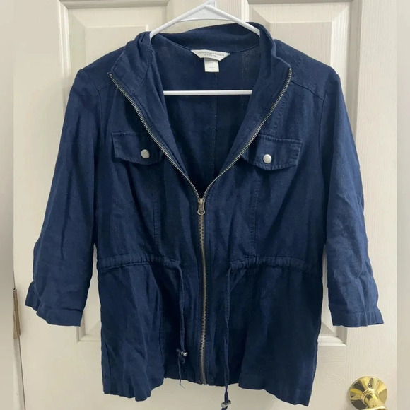 Christopher & Banks Jackets & Blazers - Christopher and Banks Petite 3/4 length sleeved jacket